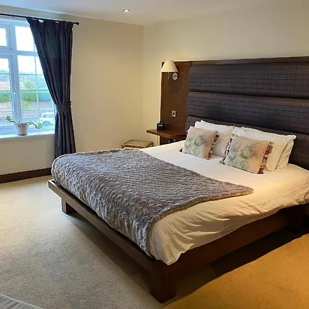 Bed & Breakfast Tomahawk Steakhouse *