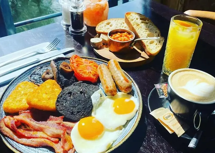 Tomahawk Steakhouse *